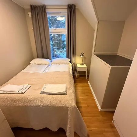 Aurora Panorama Free Parking Тромсё